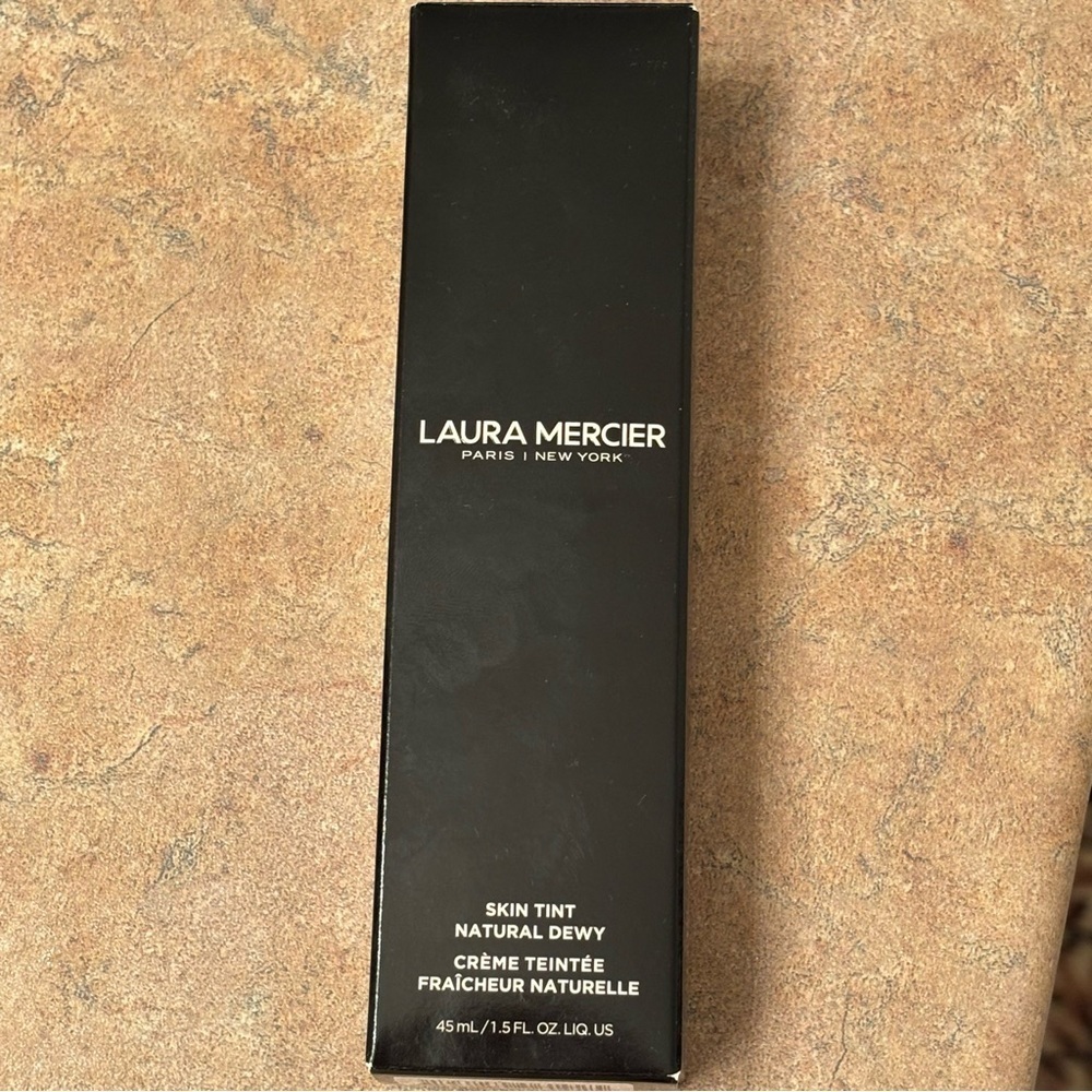 Laura Mercier Long-Wear Tinted Moisturizer Natural Dewy Hyaluronic Acid 4N Teak - Picture 10 of 15